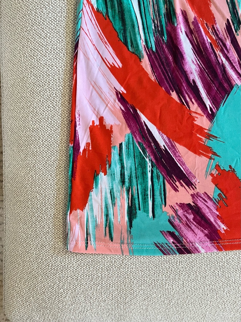 Multi color Abstract Pattern Flutter Short Sleeve Top Blouse Size Medium NWOT - Picture 8 of 15